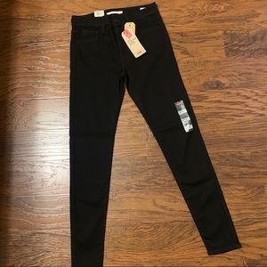 Juniors Levi’s 720 High Rise Super Skinny Jeans 4